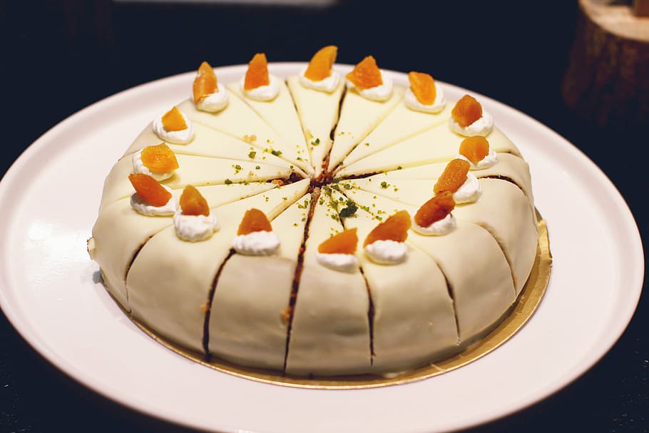 food, dessert, cake, food and drink, sweet food, plate, freshness HD wallpaper