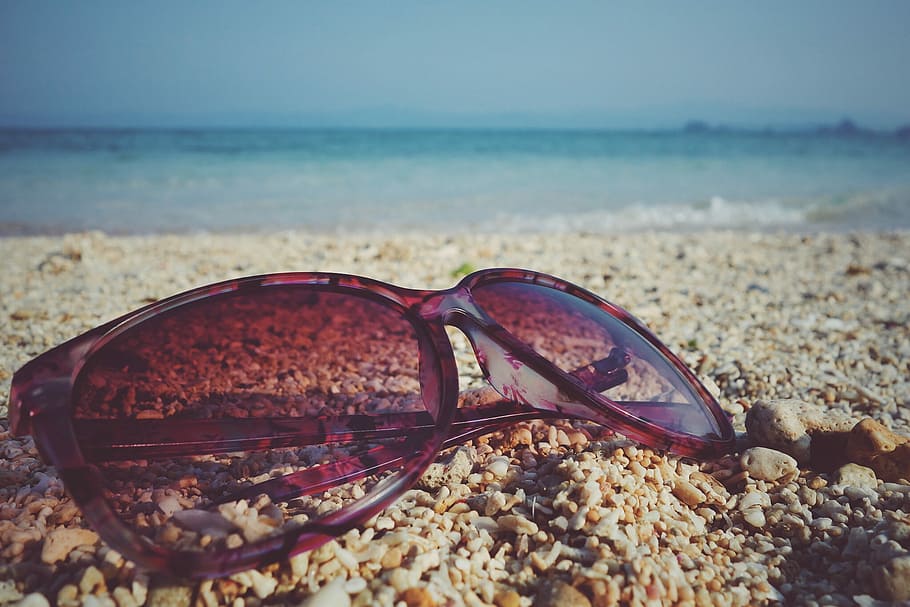 brown sunglasses on seashore, beach, nature, sand, water, tropical Climate HD wallpaper