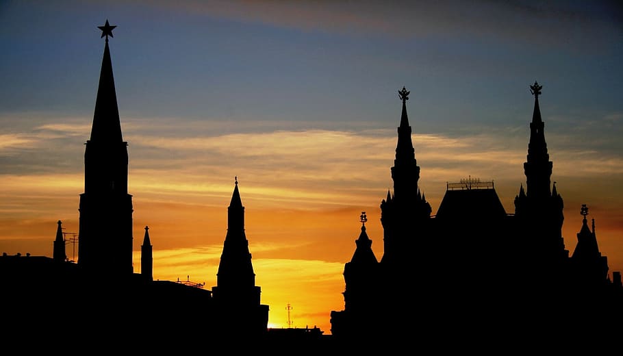 photography of silhouette castle, sunset, clouds, orange, yellow HD wallpaper