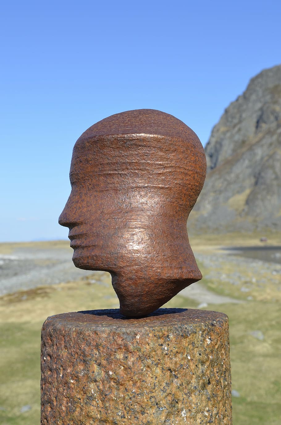 hodet, by marcus raetz, head, image, norway, coast, sculpture HD wallpaper