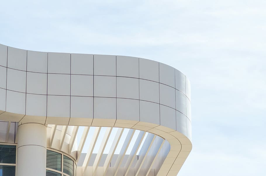 photo of white building during day time, white painted building HD wallpaper
