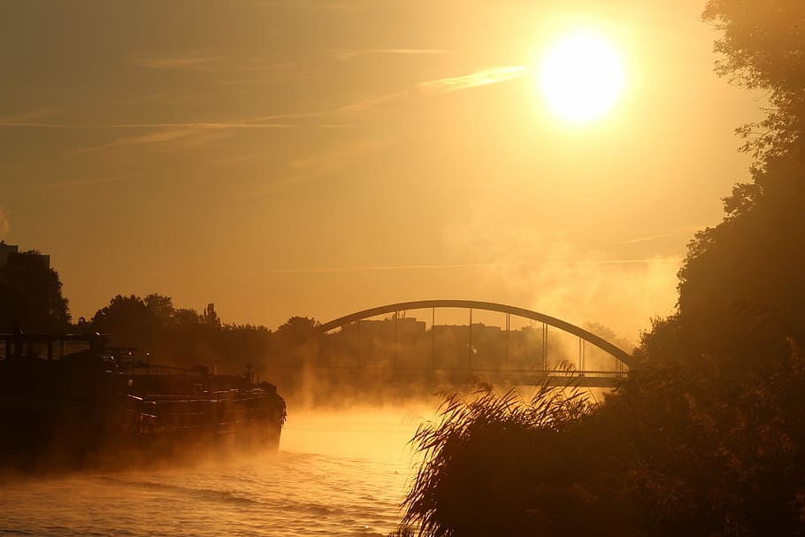 river under bridge, sun, sunset, boat, sunrise, dusk, yellow HD wallpaper