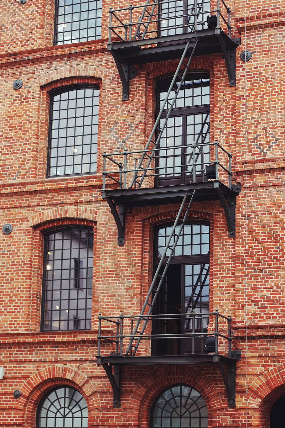 brick, bricks, building, stairs, old, balcony, fire, architecture HD wallpaper