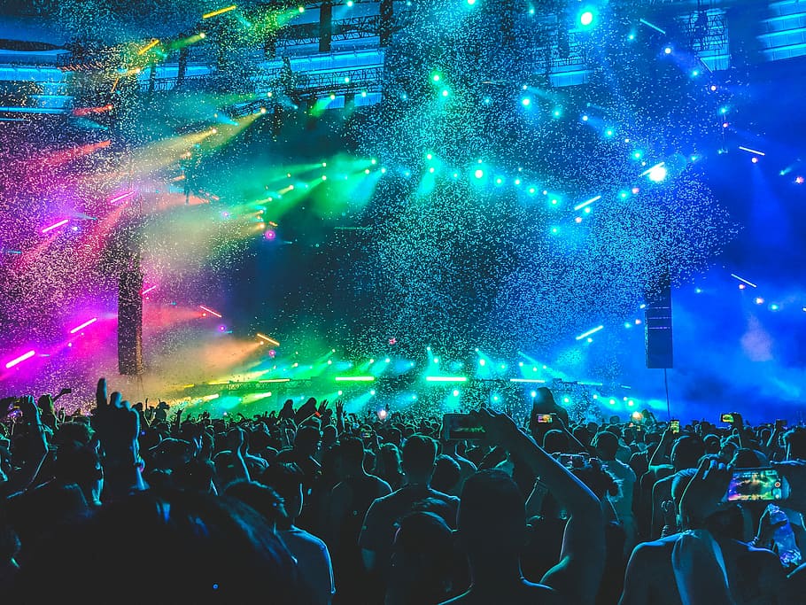 group of people in front of stage, crowd of people gathered near stage inside building HD wallpaper