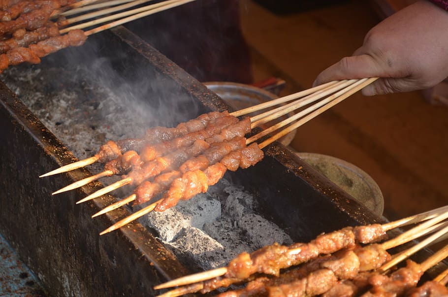 bbq, barbecuing, charcoal, kabob, skewer, outdoor, food, smoke HD wallpaper