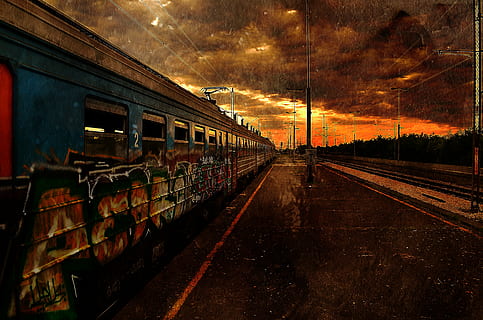 moving train during rainy day, apocalypse, dawn, end, abandoned HD wallpaper