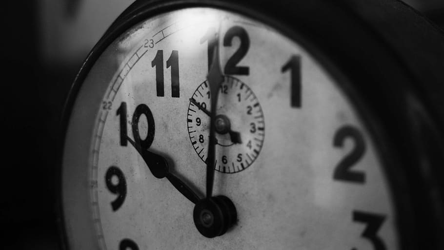 grayscale photography of pocket watch, close up photo of clock at 10 HD wallpaper