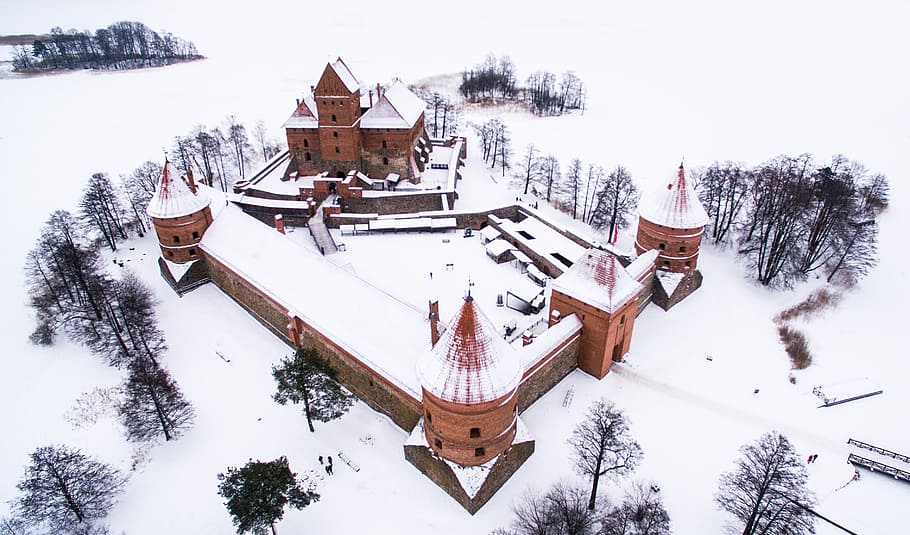 aerial view of brown castle, white snow-covered brown concrete building HD wallpaper