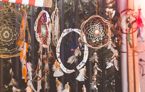 closeup photo of hanging dream catchers, dreamcatcher lot, white HD wallpaper