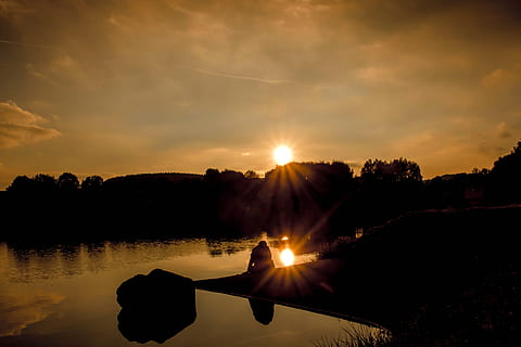 silhouette photography of person near lake, Sunset, Sun, Rays HD wallpaper