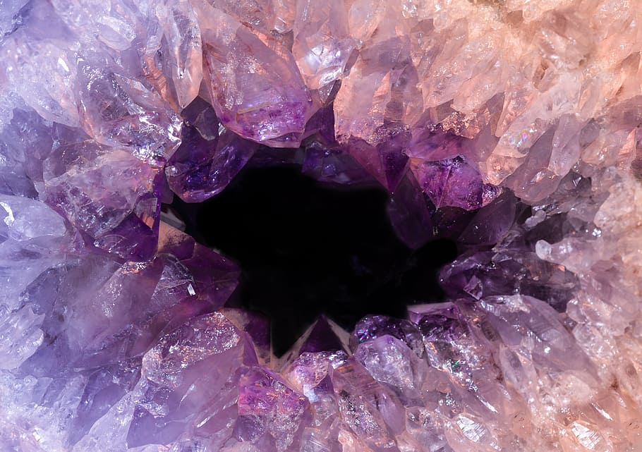 purple geode, amethyst, crystal, macro, quartz, mineral, gem, HD wallpaper