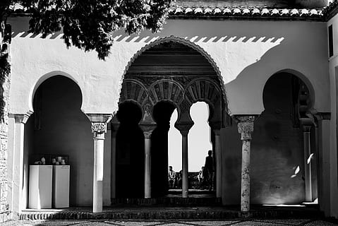 grayscale photography of concrete building, alcazaba, arabic HD wallpaper