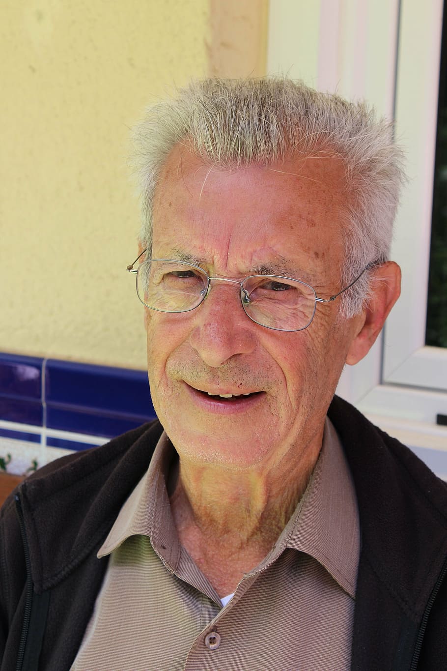 man taking photo while smiling, grandfather, old age, elder HD wallpaper
