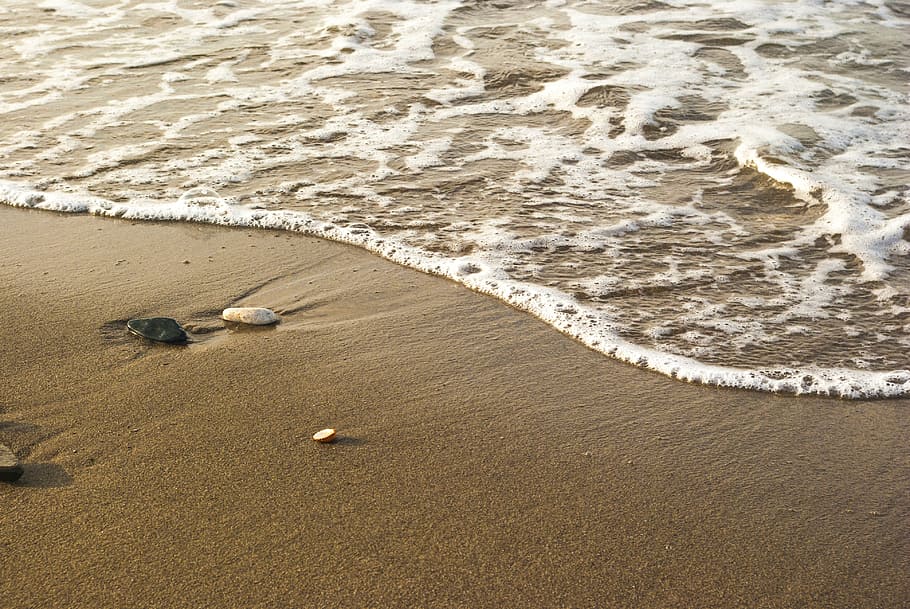photo of brown sand in seashore, soledad, peace, dreams, screen saver HD wallpaper