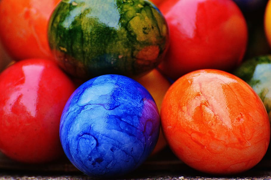 assorted balls, easter, easter eggs, colorful, happy easter HD wallpaper