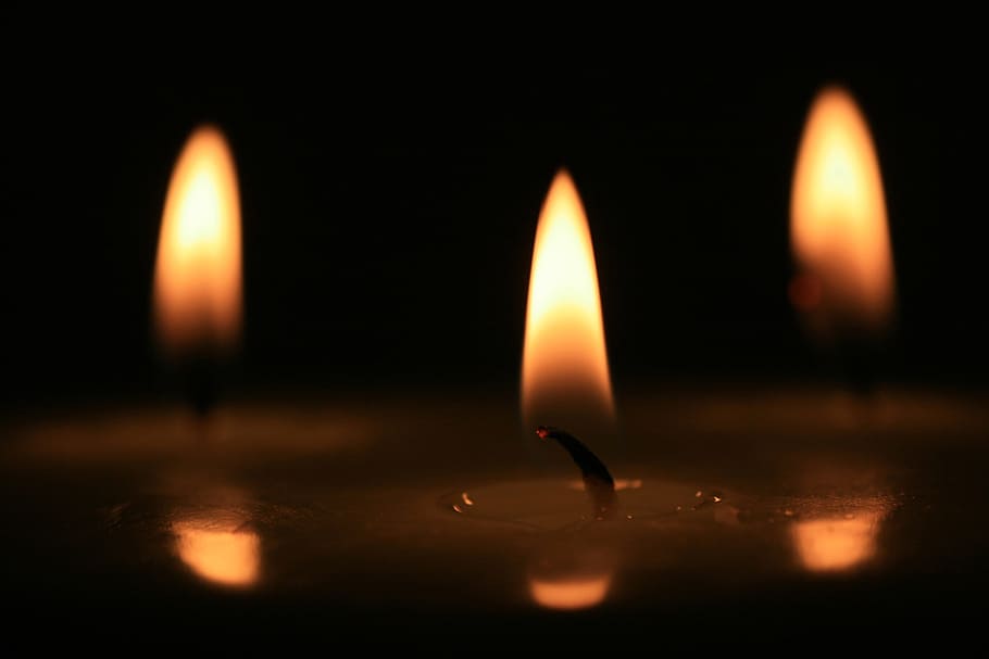candles, flame, candlelight, romance, atmospheric, burning candles HD wallpaper