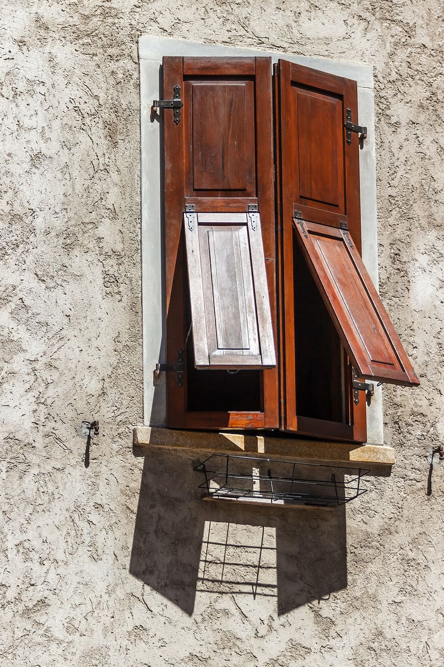 window, shutter, italy, shutters, home, facade, shadow, romantic HD wallpaper