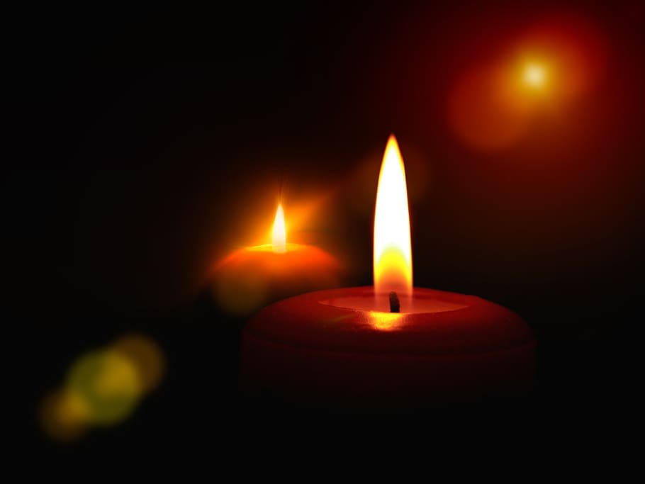 candle light on flame, candles, candlelight, gloss, bokeh, christmas HD wallpaper