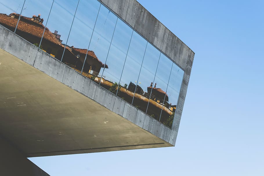low-angle photo of building with mirror window at daytime, architecture HD wallpaper