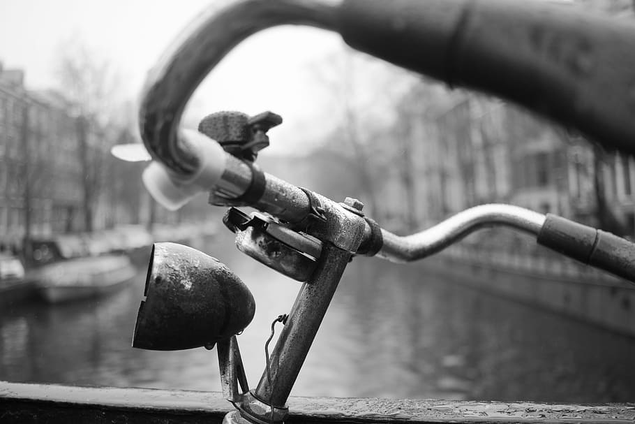 bicycle handlebar on macro shot, old, vintage, river, canal HD wallpaper