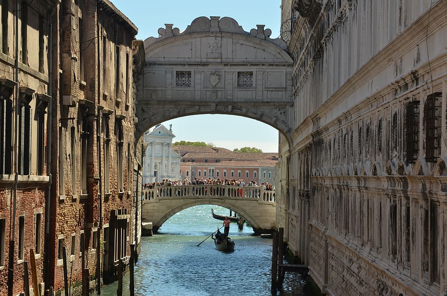 Bridge of Sigh, Venice, italy, the bridge of sighs, gondola, water, HD wallpaper