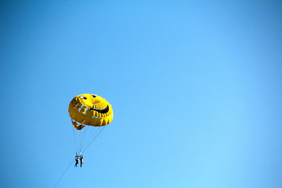parachute, paragliding, fly, copy space, sky, clear sky, blue HD wallpaper