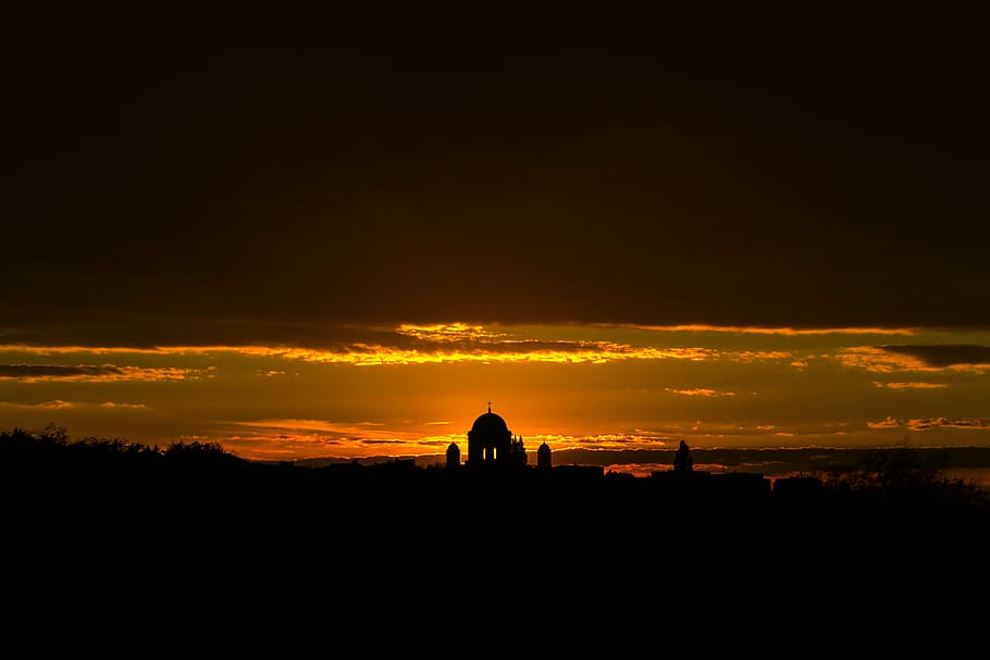 silhouette of structure under cloudy sky during sunset, sunshine HD wallpaper