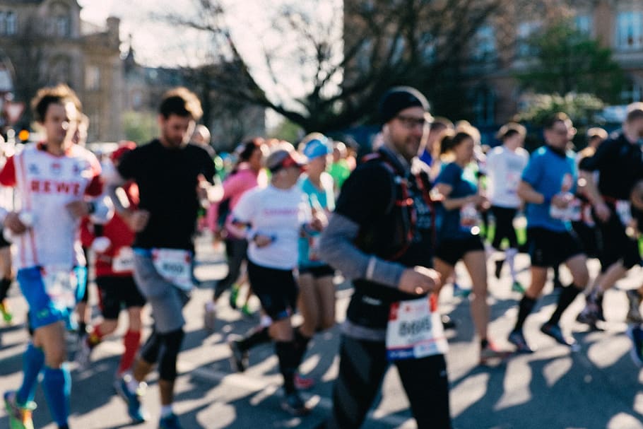 Marathon runners blurred, sports, people, jogging, running, outdoors HD wallpaper