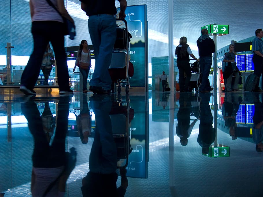 photo of people walking inside building, airport, passenger, infrastructure, HD wallpaper