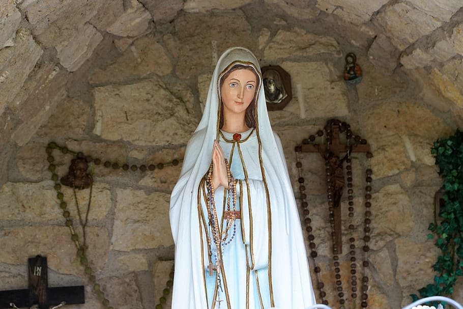 Virgin Mary statue inside concrete cave, maria, birth, chapel, HD wallpaper