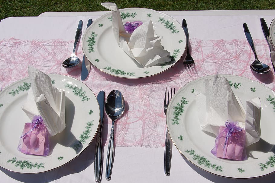 baptism, table decorations, celebration, plate, napkin, cutlery HD wallpaper