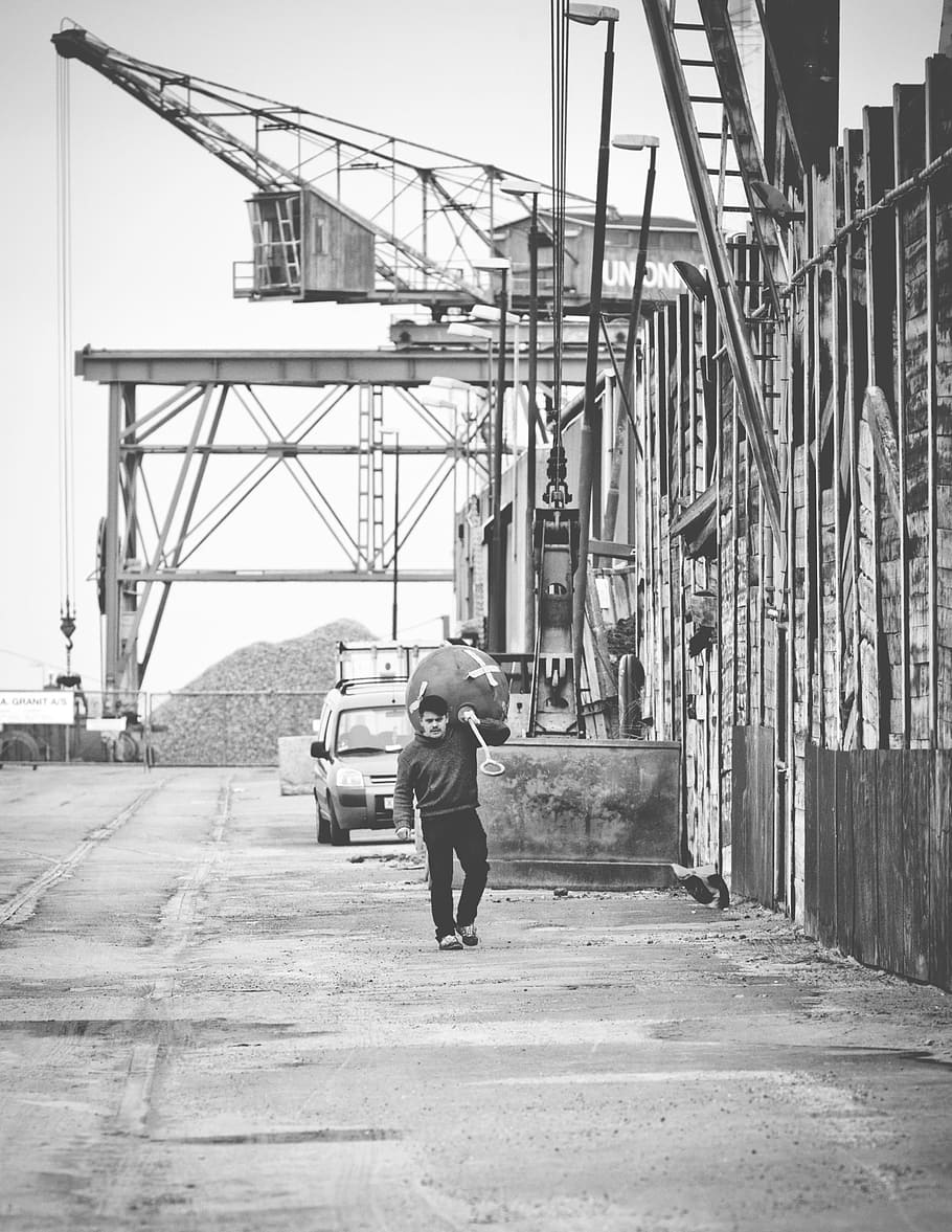 people, working, man, car, structure, crane, steel, metal, architecture HD wallpaper