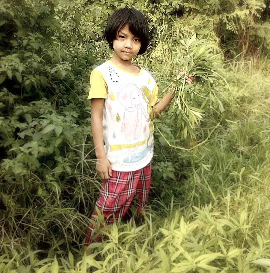 child, girl, happy, cute, kid, female, young, smile, grass HD wallpaper