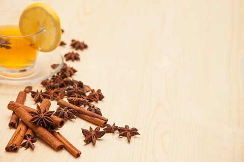 cinnamon sticks and star anise on table, Lemon, Seasonings HD wallpaper