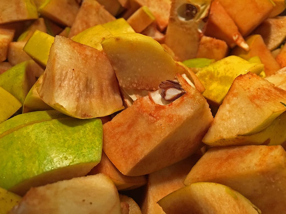 quince, cut, pieces, fruit, autumn, food and drink, freshness HD wallpaper
