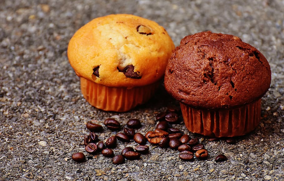 brown and black cupcakes, muffin, coffee, coffee beans, delicious HD wallpaper
