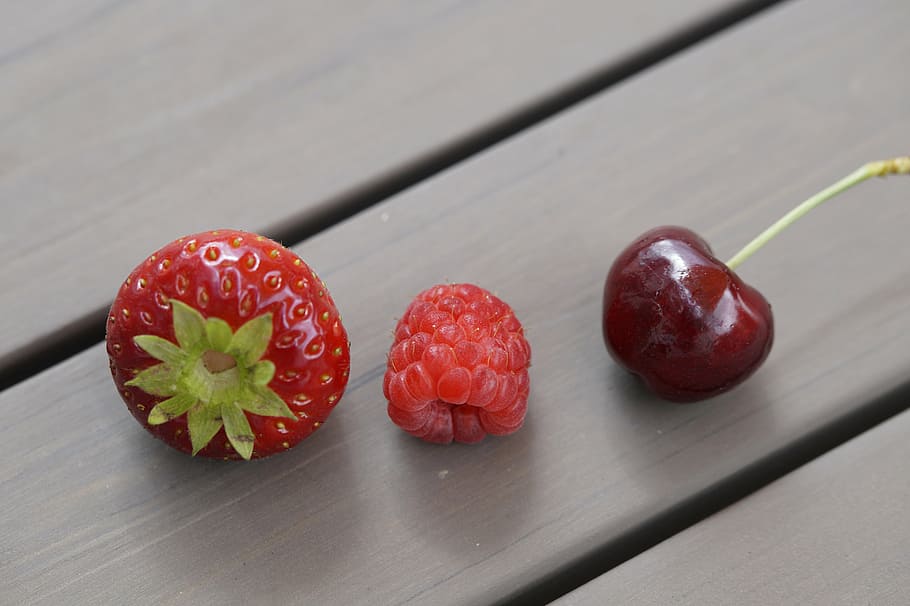 fruits, summer, berries, cherry, red, berry red, strawberry HD wallpaper