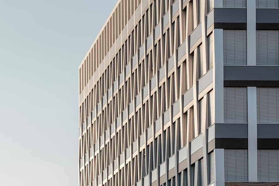 concrete high rise building, gray commercial building, architecture HD wallpaper