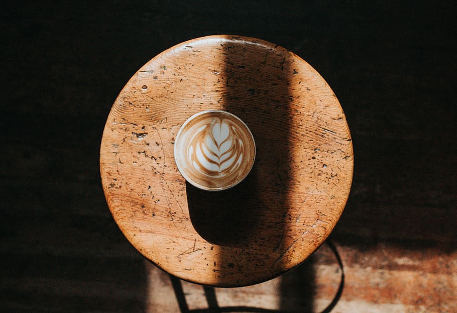white ceramic cup on brown wooden stool, white ceramic mug with cappuccino HD wallpaper