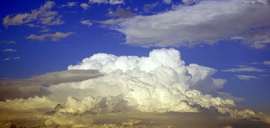 white clouds under blue sky, thundercloud, landscape, heavy clouds HD wallpaper