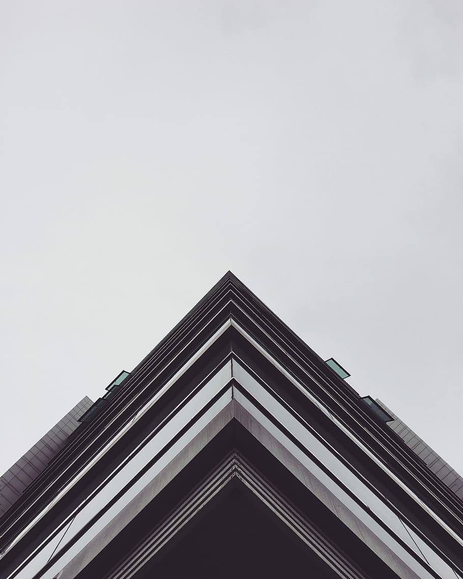 architectural photography of edge of building, brown and white establishment HD wallpaper