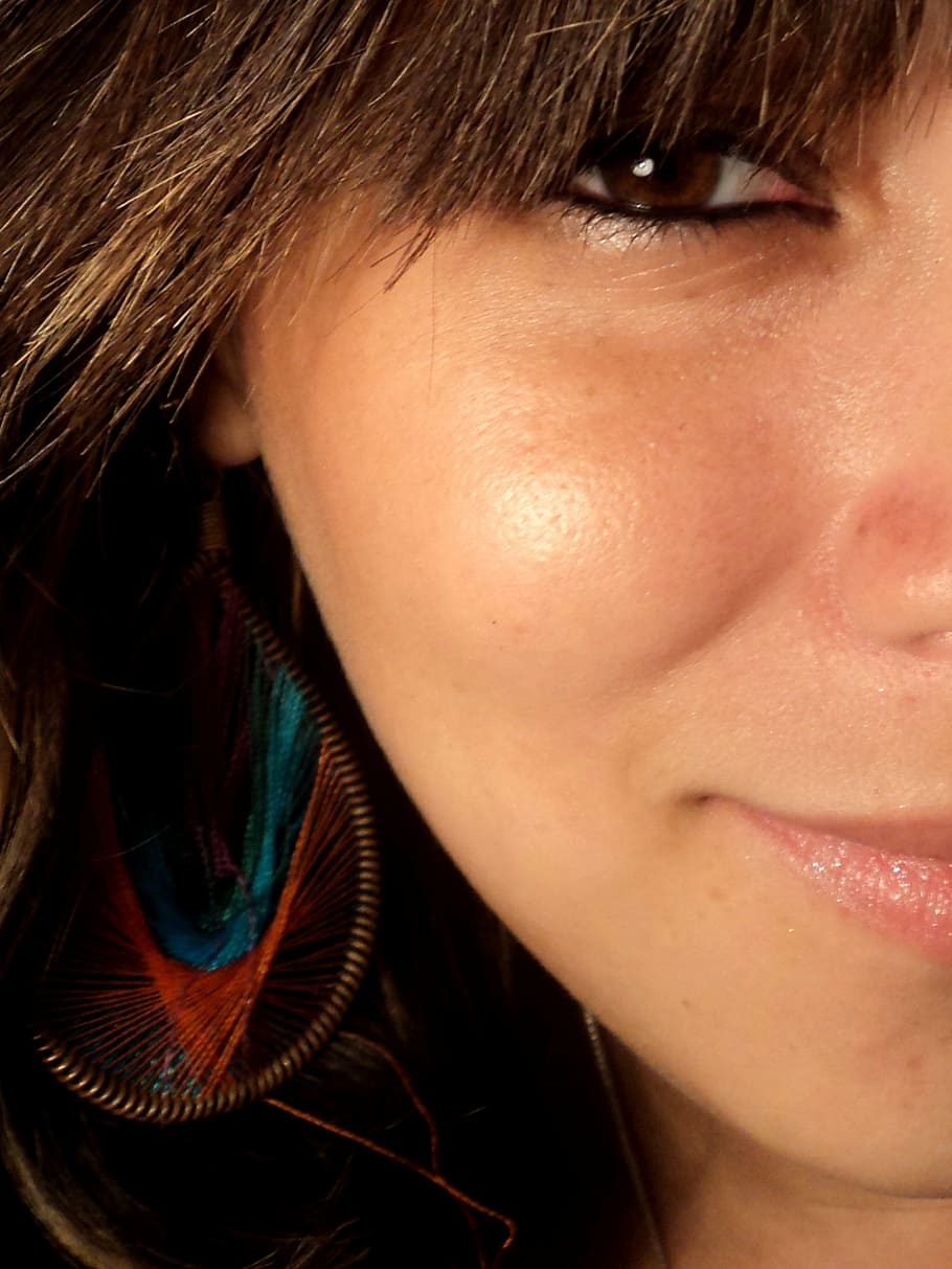 woman wearing brown and green dangle earring, eye, eyes, look HD wallpaper