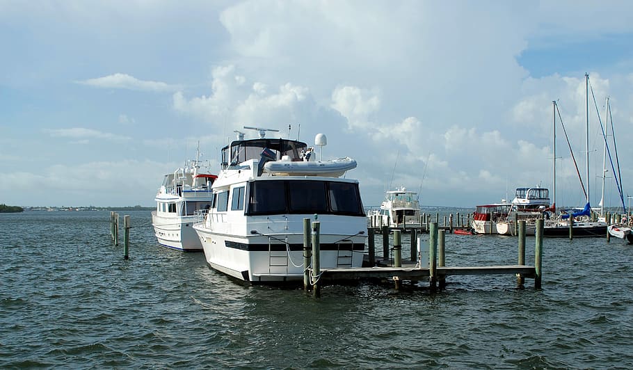 Oat, Marina, Moored, stored, secured, security, outdoors, florida HD wallpaper