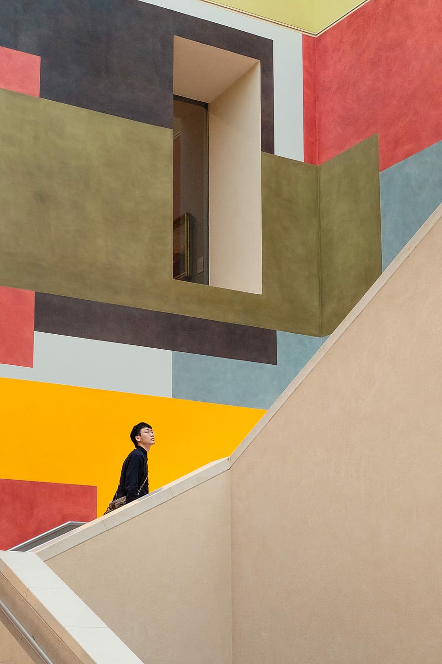 man walking on stairs, building, art, architecture, window HD wallpaper