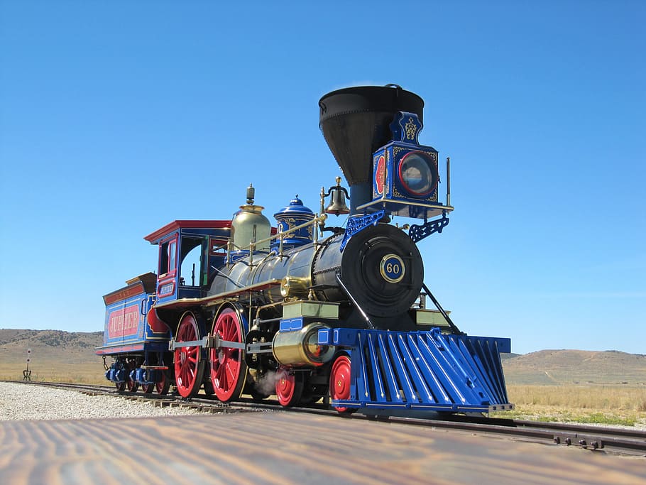 black and blue locomotive train, train tracks, telephone pole