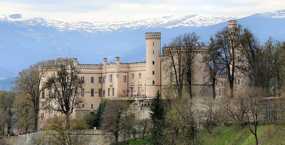 Wolfsberg Castle architecture in Wolfsberg, Carinthia, Austria HD wallpaper