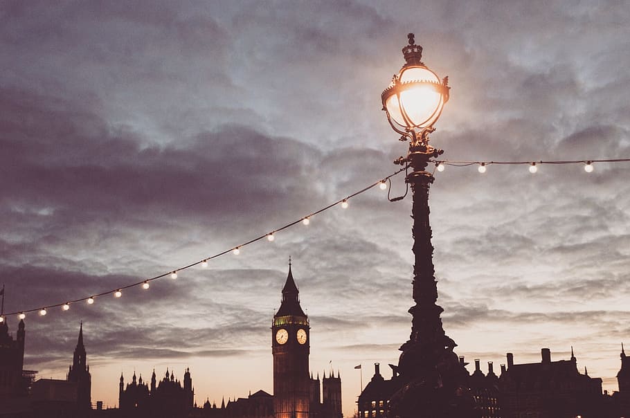 view of Big Ben, sky, clouds, lamp post, lights, string lights HD wallpaper