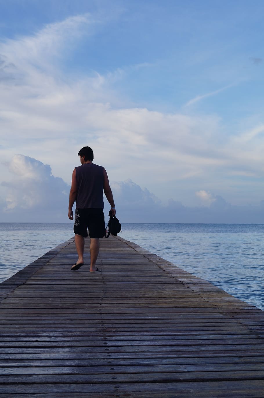 spring, caribbean, man, sky, one person, sea, real people, lifestyles HD wallpaper