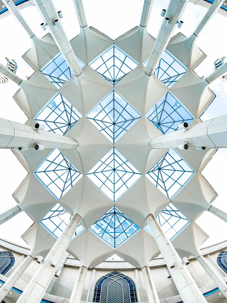white concrete pillars, building, ceiling, geometry, islamic HD wallpaper