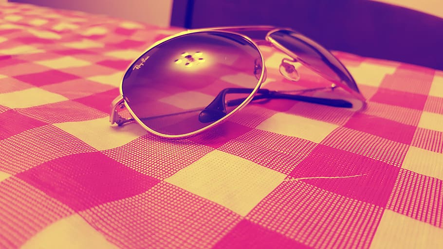 light, reflection, style, sunglasses, table, eyeglasses, no people HD wallpaper